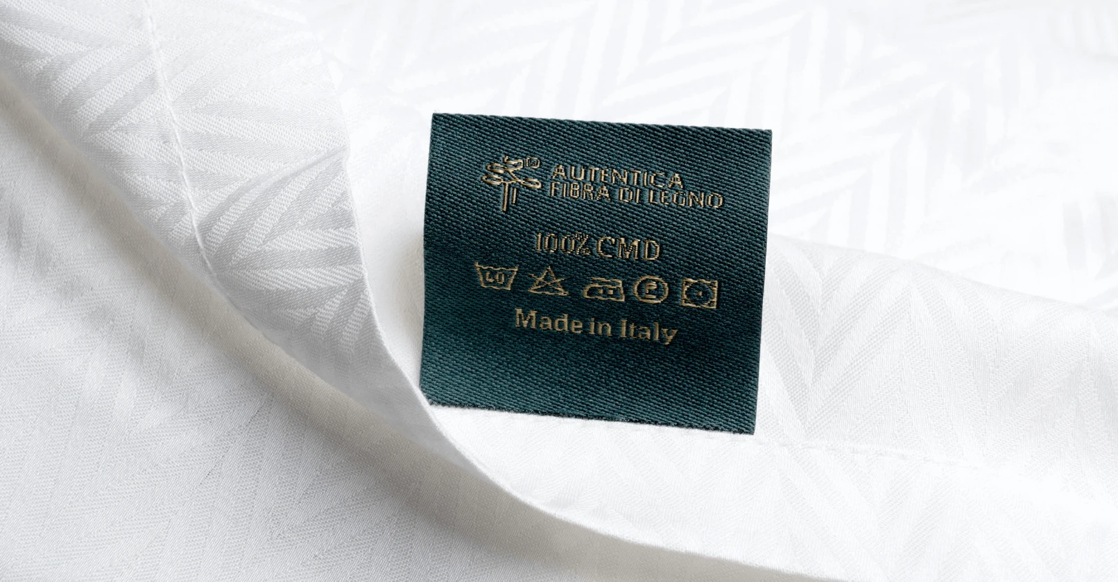Autentica Fibra di Legno Beltrami care label on white jacquard cloth