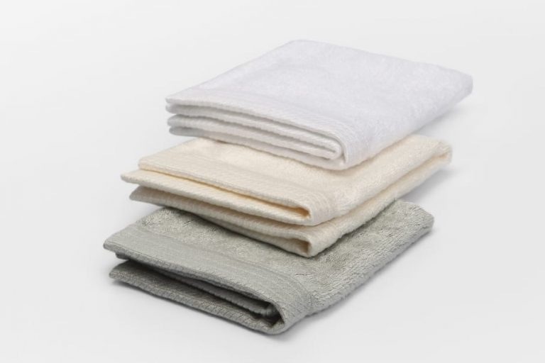 Set 4 face cloths 30x30 cm / 12x12 in.