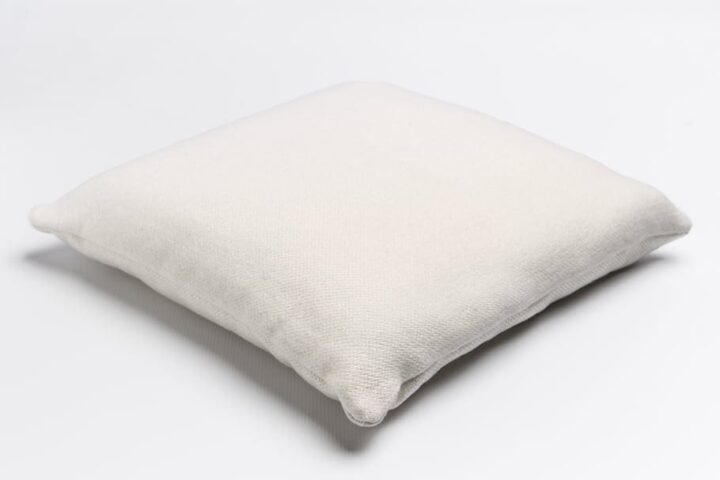 Throw pillow 40x40 cm